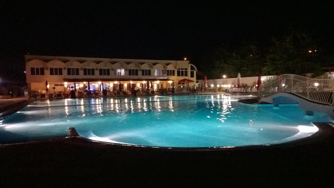 Hotel Mimoza Razgrad المظهر الخارجي الصورة