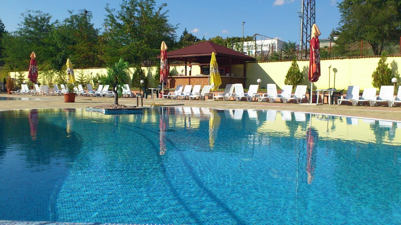 Hotel Mimoza Razgrad المظهر الخارجي الصورة