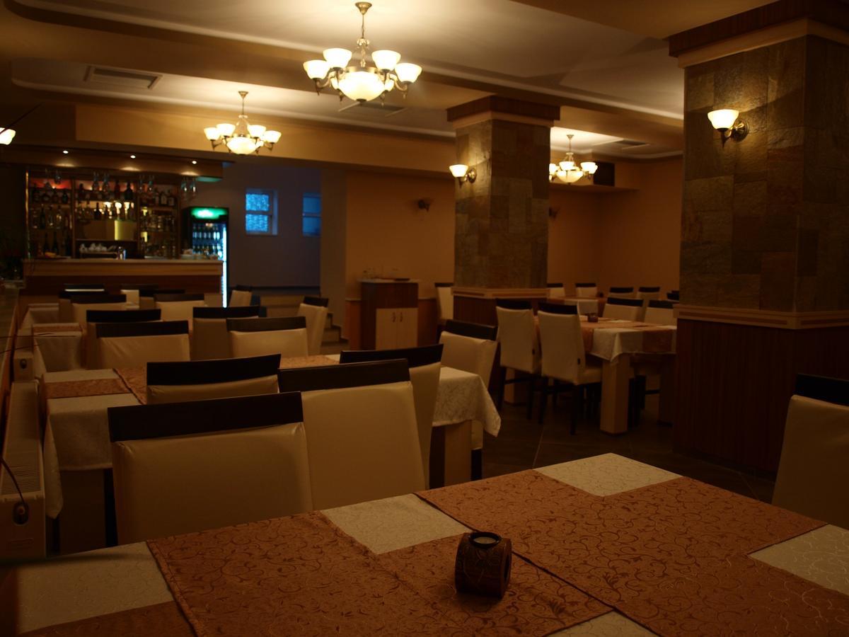 Hotel Mimoza Razgrad المظهر الخارجي الصورة